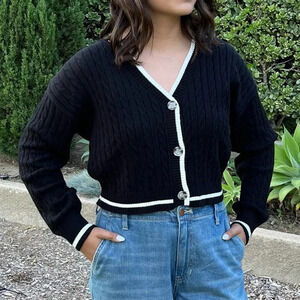 Cardigan Sweater Cable Knit Oversized Boxy Cropped Black Long Sleeve